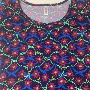 NWT XL LuLaRoe Classic T